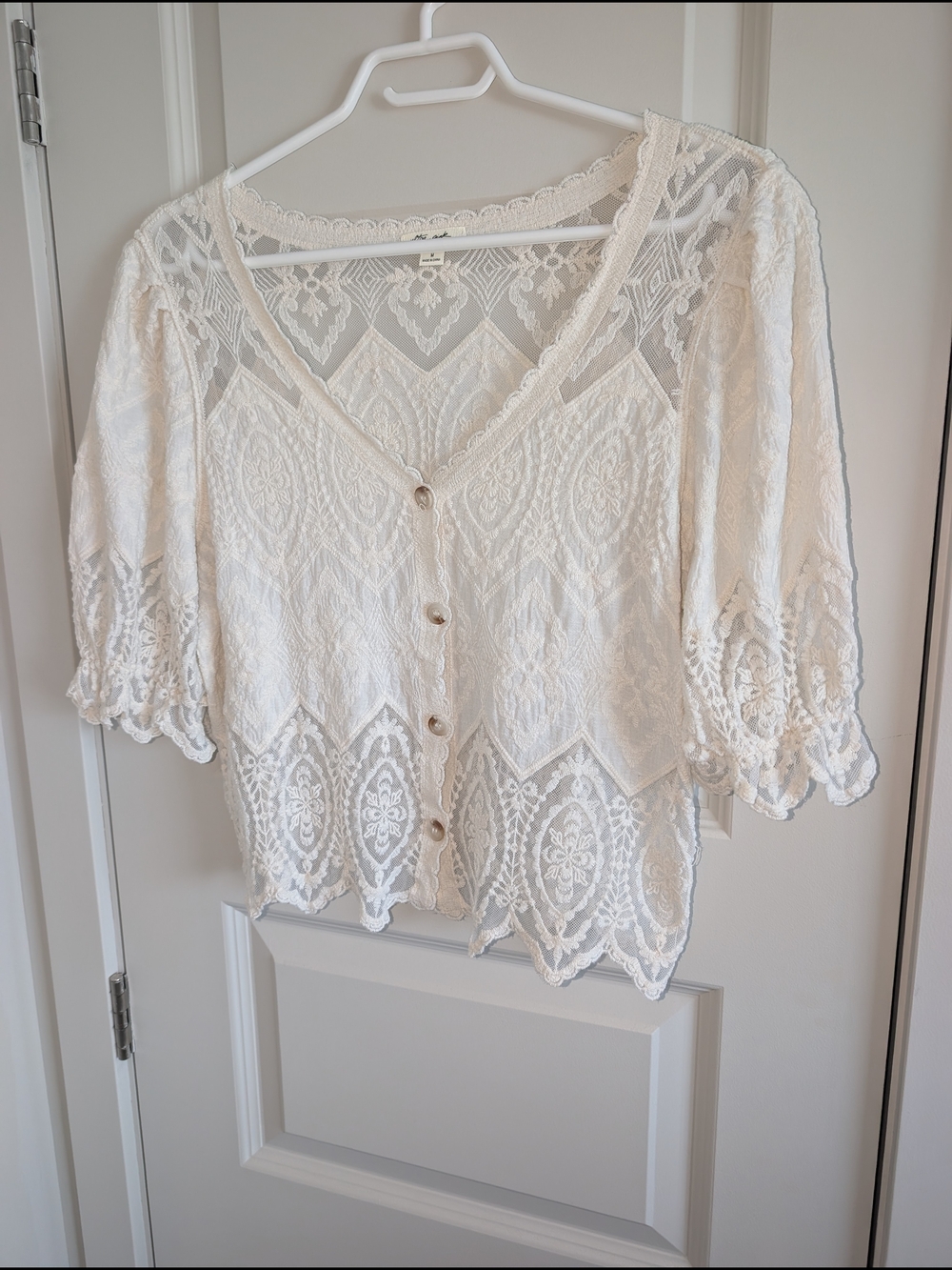 Ultra Pink Off White Lace Button-Front Blouse